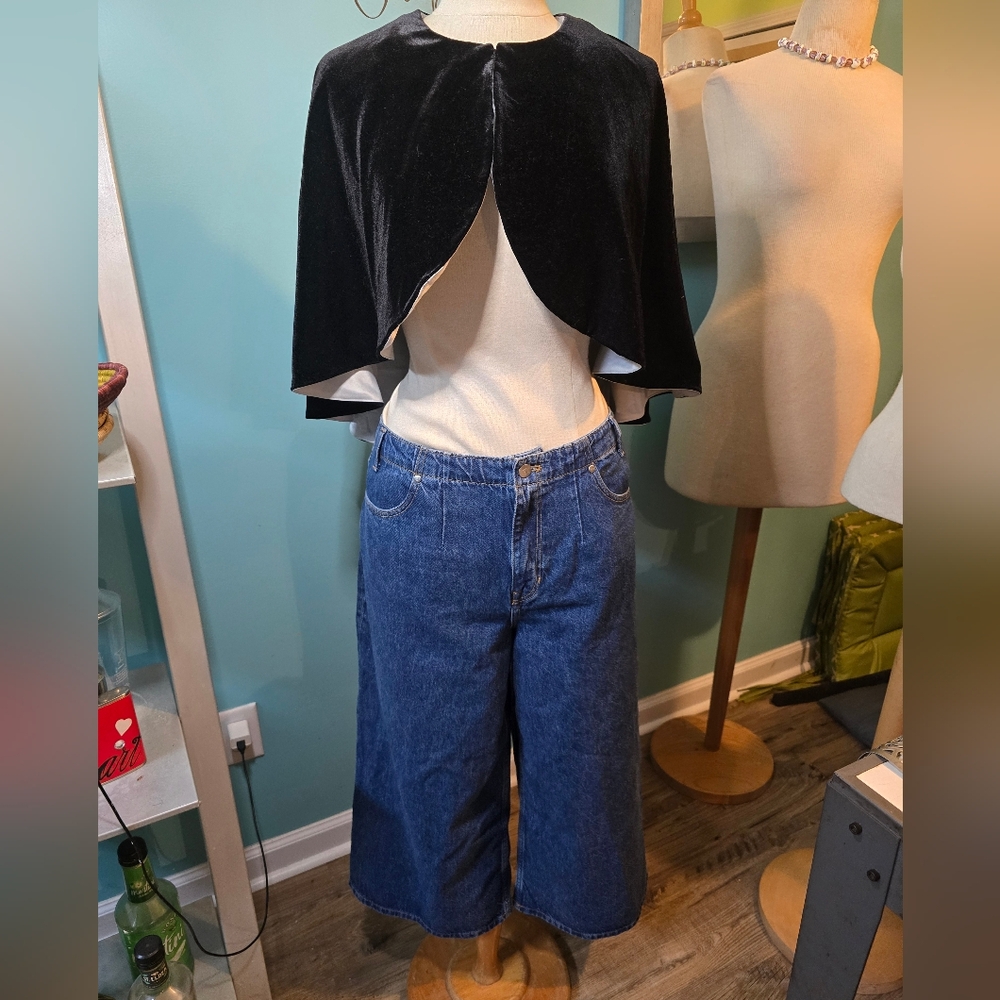 Pilcro Wide-Leg Crop Jeans - Picture 7 of 7